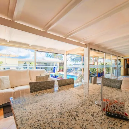Madora - Private Pool, Amazing Garden, Sea View & Quiet Location *