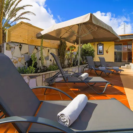 Villa Madora - Private Pool, Amazing Garden, Sea View & Quiet Location